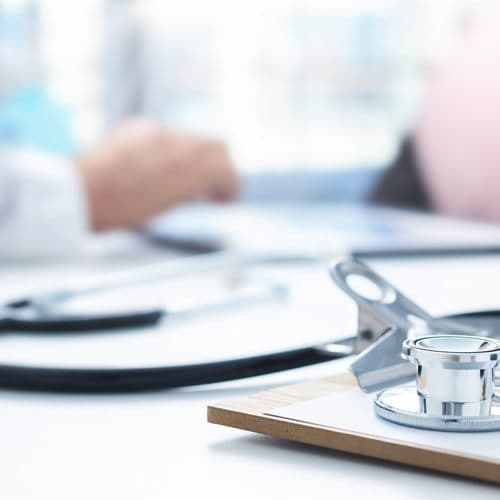 Contactar con el Dr. José Ramón Larrañaga, médico internista en Vigo